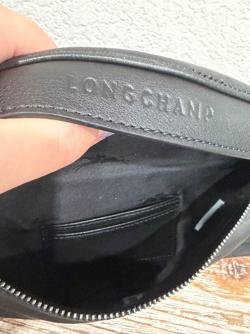 Longchamp 3D Leather Belt Bag 300 $ MSRP - Picture 7 of 10